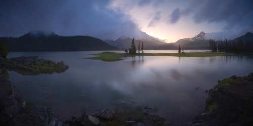 Drawing the curtains, Sparks Lake