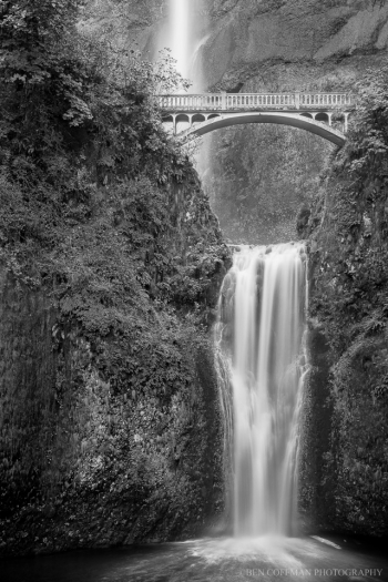 Multnomah Falls, black and white