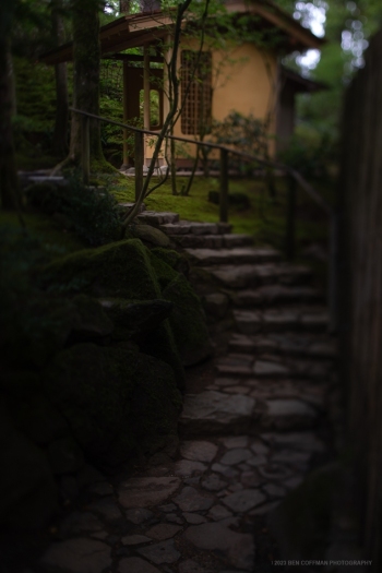 Liminal-spaces-in-the-Portland-Japanese-Garden-19